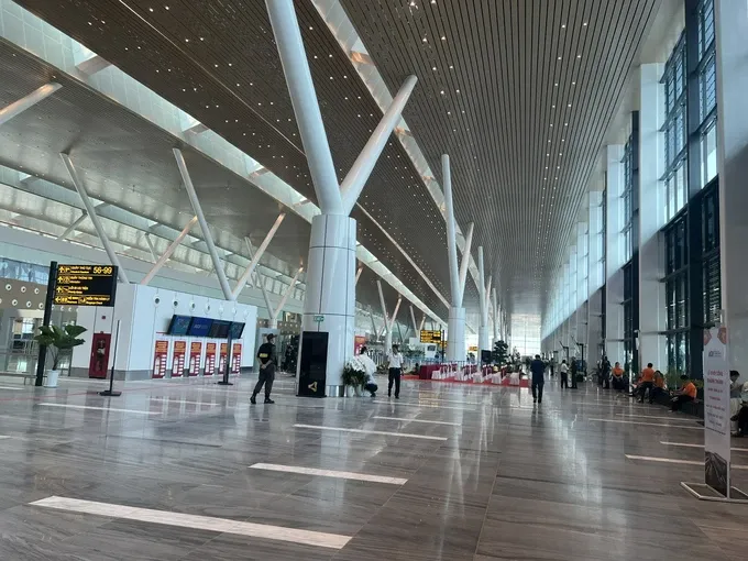 8r-7280-4511.jpg - Copy